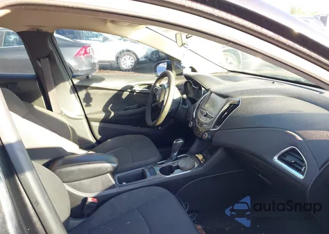 2017 Chevrolet Cruze Lt Auto из США, поврежденный, VIN 1G1BE5SM3H7121558